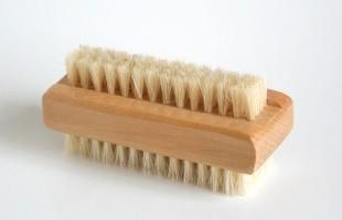 nail-brush.jpg